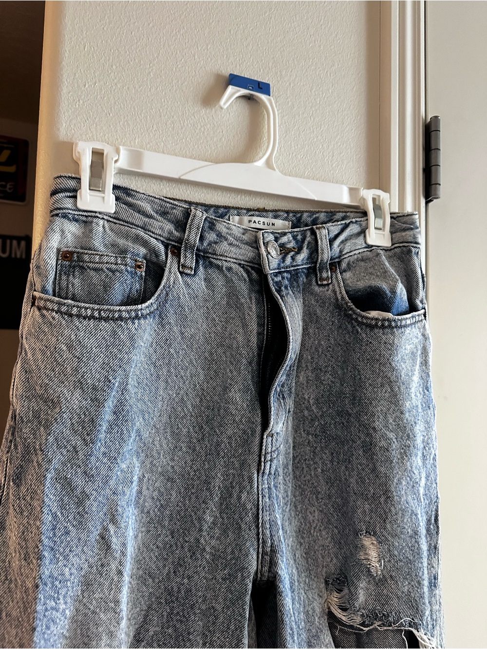 PacSun Light Blue High-Rise Vintage Wash Jeans